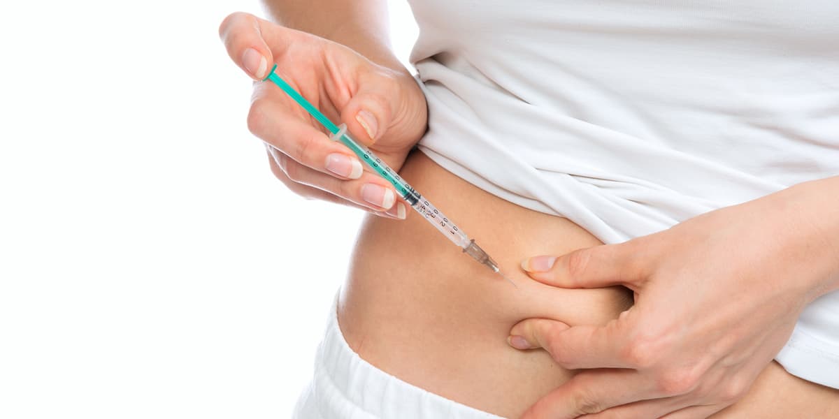 Oral vs Injectable Peptides: Why Formulation Changes the Evidence
